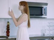 冷艳气质妹子吞吐大屌受不了疯狂骑乘