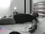 肥佬与刚从夜店下班的苗条女友互舔啪啪