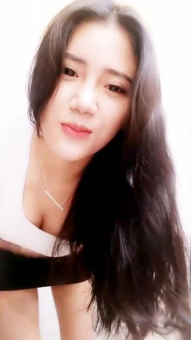 齐B短裙美女一段骚气艳舞脱光了跳蛋自慰受不了还用假JB插