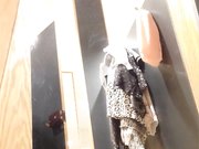 试衣间盗录三个不同年龄段女人试穿衣物