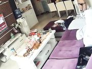 监控偷拍白领夫妻 老公吃老婆的小葡萄