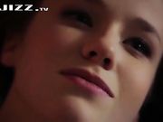 性感女神Emily从未公开的视频流出 欣赏那接近完美的身材