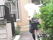 街头强袭 目标学生妹当街扒内裤