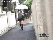 街头强袭 目标学生妹当街扒内裤