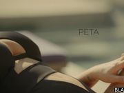 美女给力啊两根棒子操穴进出吞吐奶子大屁股圆要虚了