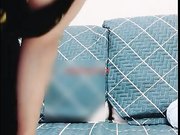 美女主播剧情演绎下班忘带钥匙在对面邻居家等妈妈回来时故意勾引邻居沙发上啪啪!