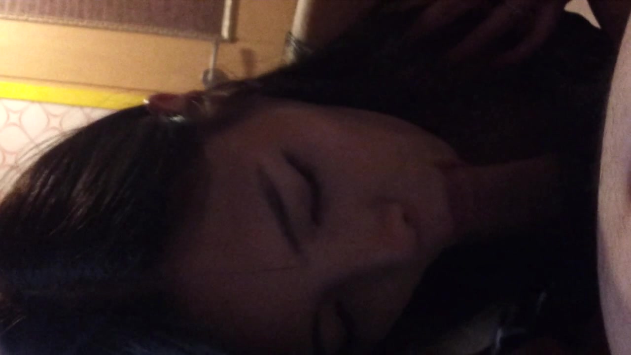 极品女神深喉舔屌 无套抽插 完美露脸