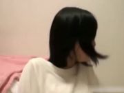 还在读书的学生妹跟男友回出租屋里做爱