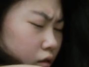 刚上大学的妹子主动勾引学校的富二代开房啪啪奶子真白