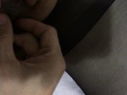 外表清纯可爱眼镜妹与热恋中男友出租房爱爱