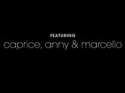 双飞两个嫩嫩的少女妹子肉肉缠绵太刺激了