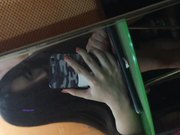 清纯的高中妹子与男友在酒店啪啪时被男友一直拿着手机录像