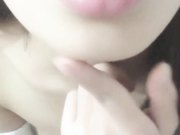 颜值还不错肤色很漂亮的美女大姨妈期间自扣