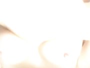 很漂亮有韵味的美少妇站着插穴自慰 流了好多水 看表情很是淫荡