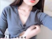 网红美少女『草莓味的软糖呀』第七套-粉嫩鲍鱼 细腰丰臀