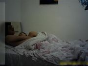 单位骚货老公出差让我去她家啪啪