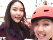 洋老外系列之带小姐妹一起玩平衡车...