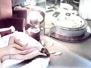 网络摄像头偷窥系列：健壮男和美女洗完鸳鸯浴