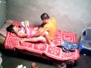 棚户区站街女暗拍两个锤子吻得很是让人羡慕女老乡背后中枪