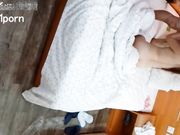 和朋友37岁的老婆宾馆偷情 这骚货是久旱逢甘露一晚搞了几次还不满足