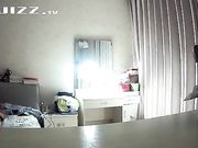 360度水滴摄像头偷拍年期夫妻居家做爱