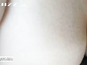 外地出差600元找的某大学嫩妹 脱了裤子才发现原来是极品一线天