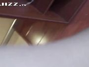 陌陌约炮饥渴的丁字裤骚炮友 刚进门就脱衣进入正题