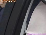 路边偷拍别人激情的车震