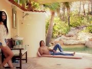 高颜值温柔小姐姐肉肉好身材抚摸揉捏挡不住性欲沸腾冲动