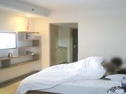 幼儿园美女老师兼职援交妹口活一流