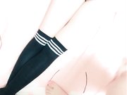 鸭舌帽白皙皮肤嫩妹子双人啪啪 口交上位大白屁股套弄后入抽插