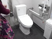 素人投稿自拍19岁爆乳美女援交富二代公园野餐露出公共卫生间啪啪啪