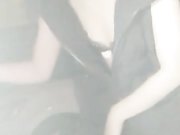 骚货女主播晚上跟两个大叔野战