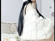 白嫩空姐家中带眼罩开直播 各种道具插骚屄太刺激