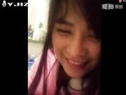 小萌日常福利 抠逼自慰玩的超嗨