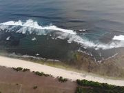 上海年轻漂亮的长腿美女嫩模和异国男友外地旅游酒店激情啪啪自拍