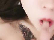 黑丝小婊妹露脸约炮战斗力很猛的小哥 小嘴把鸡巴舔干净无套抽插骚逼