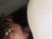 纯天然大学白虎美女被新男友甜言蜜语骗到宾馆啪啪,被男友插得受不了