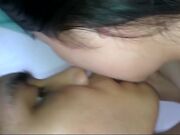 小年轻AV看多了操逼姿势真不少 女友一脸无奈