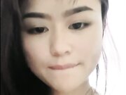 高颜值红唇性感妹子舔弄炮友口交啪啪，口硬上位骑乘后入