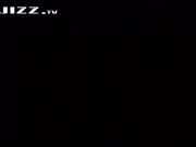 去朋友家发现朋友外出后 按住他的极品女友后入使劲操