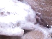 90后极品大奶妹家中直播泡泡浴