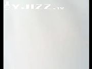 可爱的齐刘海小女友舔鸡巴时超认真 口活是越来越好了 真的爽