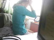 花了800元招嫖学生妹回家做爱 压抑了好久的欲望在快炮抽插中释放