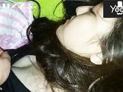 趁白嫩小妞醉酒拍摄其诱人咪咪和小穴