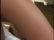 华裔脸孔的美眉貌似喝高了满脸通红的诱惑大屌洋老外上司啪啪