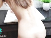 浴缸内搔首弄姿自摸淫叫勾引男朋友被一指禅后对着镜子爆操