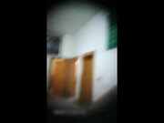 户外嫖妓偷拍《表哥扶贫站街女》简陋平房吃快餐表情销魂