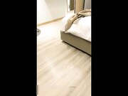 跟哥们去泰国玩3p了一个巨乳嫩妹