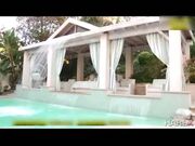 这样的小妞太招操